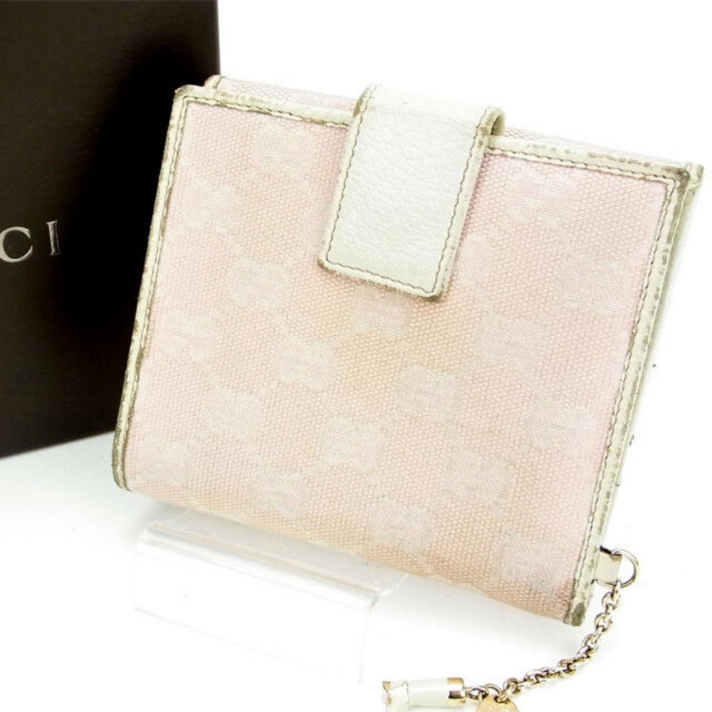 Authentic Gucci Wallet Purse Folding wallet GG White Pink Woman  Used